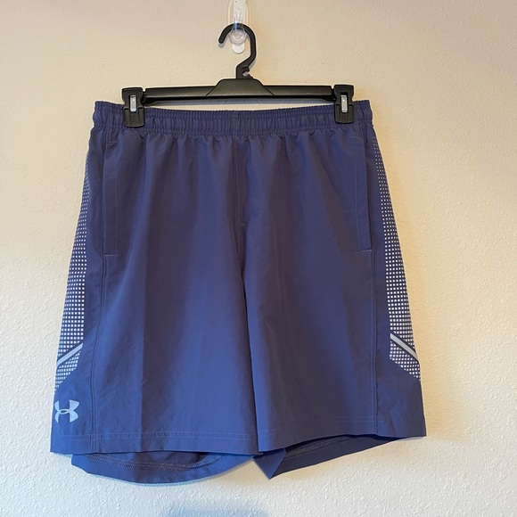 Under Armour lightweight shorts-NWOT - Picture 1 of 3